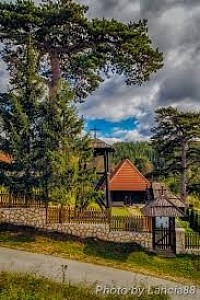 Crkva brvnara u Dobroselici Zlatibor