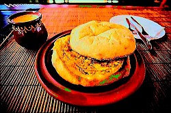 Златибор планина својом супериорном географском позицијом и климатским карактеристикама представља темељ на којем златиборска села граде свој идентитет док златиборске стазе омогућавају дубоко продирање у пределе који су остали скоро непромењени од времена првих досељеника. Златиборска села нису само скупине кућа већ живи музеји на отвореном где дух златиборских села опстаје кроз специфичну архитектуру брвнара грађених од масивних дебала црног бора која имају способност да трају вековима пркосећи снажним планинским ветровима и обилним снеговима. Када се посматра Златибор планина са њених највиших кота јасно се види како златиборске стазе стратешки повезују пашњаке са извориштима питке воде омогућавајући да златиборска села развијају сточарство као примарну грану живота која је данас постала окосница коју промовише Златибор туризам села. Свака ливада коју поседује златиборско село носи своје карактеристично име и микроклиму док пашњаци препуни лековитог биља попут мајчине душице и кантариона дају посебну арому производима по којима су златиборска села чувена широм региона. Златиборске стазе често прате старе трговачке путеве којима су некада пролазили каравани носећи робу ка мору а Златибор планина је тада као и сада била важно чвориште које је спајало златиборска села са већим градовима и трговиштима. Златибор туризам села данас користи управо те стазе како би посетиоцима представио не само природне лепоте већ и културно наслеђе где се кроз златиборска села могу видети стари занати попут качарства или плетења од домаће вуне која се добија са оваца које пасу на пашњацима планине Златибор. Златибор планина поседује специфичан састав земљишта који у комбинацији са ружом ветрова чини да златиборска села буду идеална места за ваздушне бање а златиборске стазе служе као природне теретане за све који желе да побољшају своје здравље кроз умерен физички напор и чист планински ваздух. Свако језеро било оно природно или вештачко додаје нову димензију пејзажу који имају златиборска села стварајући микроекосистеме у којима уживају бројне биљне и животињске врсте док златиборске стазе омогућавају безбедно посматрање ове богате флоре и фауне. Златиборска села се разликују по својој надморској висини па тако она у нижим пределима нуде плодније воћњаке док златиборска села на вишим падинама карактеришу суровији услови али и лепши погледи који се пружају са пашњака које Златибор планина несебично излаже сунцу. Брвнаре у којима се чува традиција често су опремљене аутентичним предметима од дрвета и метала што додатно појачава утисак који оставља дух златиборских села на сваког намерника који се одлучи да пређе златиборске стазе у потрази за искреним гостопримством. Златибор планина и њен Златибор туризам села континуирано раде на ревитализацији старих путева чинећи да златиборска села буду доступнија али истовремено заштићена од прекомерне урбанизације како би пашњаци и ливаде остали нетакнути. Златиборске стазе нуде различите нивое захтевности од лаганих шетњи кроз питома златиборска села до изазовних успона на врхове као што су Чигота или Торник одакле Златибор планина показује сву своју географску моћ. Ливаде су у пролеће прави калеидоскоп боја захваљујући бројним ендемским врстама цвећа које Златибор планина негује док су златиборска села у то време препуна живота и припрема за летњу сезону коју Златибор туризам села спремно дочекује. Свака нова златиборска стаза коју мапирају локални водичи открива заборављене пећине или камене формације које додатно обогаћују туристичку понуду коју нуде златиборска села и планина Златибор у целини. Дух златиборских села се најбоље осећа током локалних манифестација и сабора где се златиборска села надмећу у квалитету својих производа док златиборске стазе тада постају главне саобраћајнице за све који желе да буду део овог јединственог планинског славља. Златибор планина својом постојаношћу гарантује да ће златиборска села и даље бити чувари традиције а златиборске стазе ће заувек остати путеви који воде ка разумевању праве вредности живота у складу са природом коју нуде пашњаци и брвнаре.   Златибор планина својом непролазном снагом и исконском лепотом изнова обликује златиборска села стварајући амбијент у којем свака брвнара и сваки пашњак одишу дубоком историјом коју Златибор планина вековима гради кроз златиборска села и златиборске стазе. Златиборске стазе су неуморни сведоци времена који повезују златиборска села са највишим врховима и најскривенијим увалама планине Златибор док Златибор планина несебично нуди своје пашњаке и простране ливаде за свакога ко одлучи да истражи златиборска села и доживи дух златиборских села у његовом најчистијем облику. Свако златиборско село носи своју аутентичност која се препознаје у жубору воде која напаја планинско језеро и мирису старих брвнара које Златибор планина чува под својим окриљем док златиборске стазе воде кроз бескрајна поља и густе четинарске шуме. Златиборска села показују своју истинску моћ и виталност тамо где Златибор планина доминира кроз свој специфичан рељеф и где се златиборска села нижу дуж цветних ливада које неуморно пресецају златиборске стазе нудећи невероватне видиковце. Златибор планина кроз Златибор туризам села открива своје најлепше и најплеменитије лице нудећи аутентичне брвнаре као топло уточиште док златиборска села и златиборске стазе пружају потпуну слободу кретања кроз бесконачне пашњаке и брда. Традиција коју негују златиборска села је чврст и непоколебљив темељ на којем Златибор планина гради своју светску препознатљивост док златиборске стазе омогућавају да се изворни дух златиборских села доживи у сваком камену свакој огради и свакој стази која води кроз златиборска села. Свака ливада коју поседује златиборско село и сваки пашњак који Златибор планина дарује чине савршен природни склад који мами путнике да прате златиборске стазе и обиђу свако златиборско село од Мачката до Јасенова. Златиборска села су истински чувари тајни и легенди које Златибор планина приповеда кроз своје шуме и планинске реке док златиборске стазе откривају где се налазе најлепше брвнаре и најбистрија језера која украшавају златиборска села. Свака брвнара у којој гост пронађе мир постаје део велике и светле слике коју негује Златибор планина и њен Златибор туризам села кроз златиборске стазе и гостопримство које златиборска села нуде сваком намернику. Златибор планина и њена златиборска села су нераскидиво повезани пашњацима који се шире докле год сеже људски поглед док златиборске стазе нуде безбројне путеве за откривање слободарског духа који имају златиборска села. Златиборска села су дом за старе брвнаре које пркосе годинама и оштрим зимама док Златибор планина својом лековитом енергијом напаја сваку ливаду и сваки пашњак који златиборска села љубоморно чувају за будућност. Златиборске стазе су најсигурнији мост ка унутрашњем миру који несебично нуде златиборска села и Златибор планина јер дух златиборских села истински лечи и обнавља свакога ко крочи на ове пашњаке и прати златиборске стазе дубоко у срце природе. Златибор планина кроз своја језера и златиборска села кроз своје брвнаре чине савршену целину коју Златибор туризам села поносно представља свету кроз најлепше и најуређеније златиборске стазе које пресецају ову планину. Свако златиборско село остаје вечна инспирација за све који траже лепоту јер Златибор планина и златиборска села заједно са својим пашњацима и ливадама чувају оно највредније што планина Златибор поседује у својим недрима. Златиборске стазе су поуздани водичи кроз нетакнуту природу где златиборска села нуде заслужени одмор а Златибор планина нуди снагу кроз свој лековити ваздух и бескрајне пашњаке. Дух златиборских села прожима сваку греду сваку брвнару и сваки камени пут док Златибор планина стражари над селима и стазама које чине Златибор туризам села најлепшим делом Србије и планине Златибор. Златиборска села и златиборске стазе су нераскидива веза коју Златибор планина свакодневно потврђује својом величанственом лепотом и миром који нуде пашњаци ливаде и брвнаре.